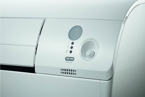 Хиперинверторен климатик Daikin FTXM20A/RXM20A Perfera, 8000 BTU